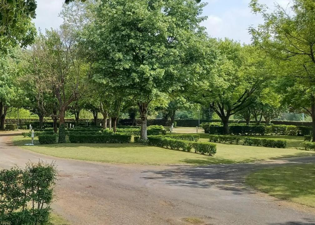 Camping De Rouergue Villefranche-de-Rouergue Zewnętrze zdjęcie